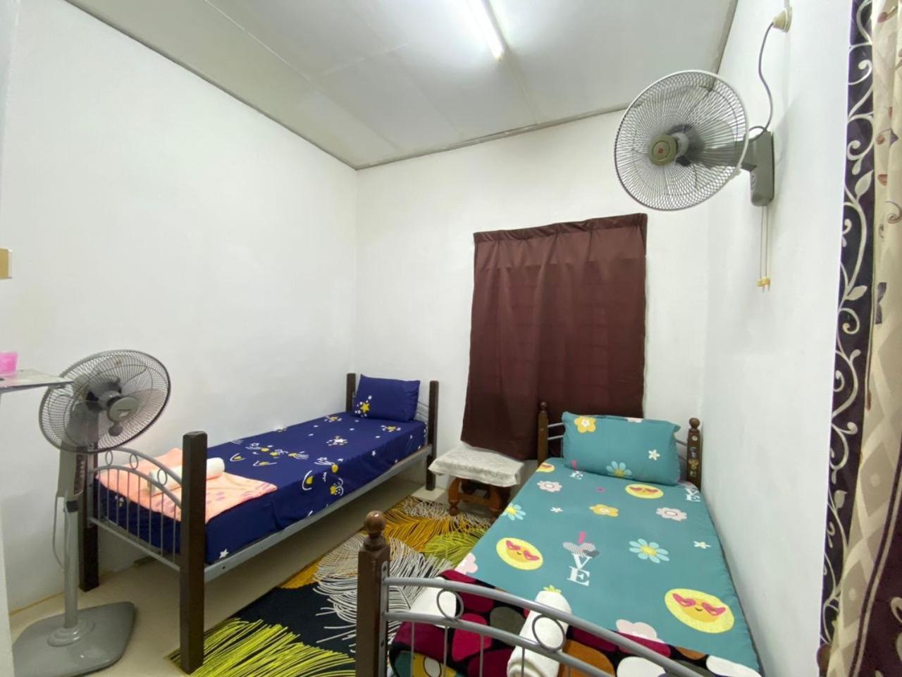 Homestay Ummi Kuala Terengganu Buitenkant foto